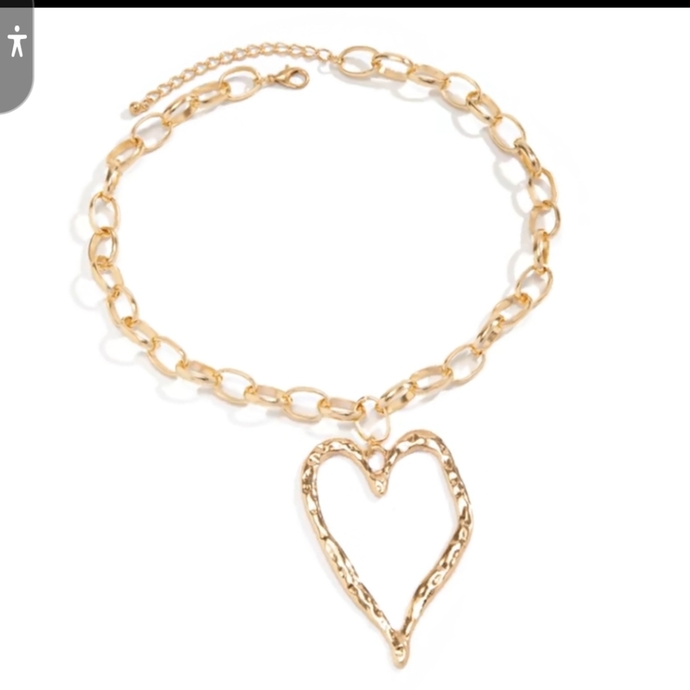 Gold  chain with over size charm